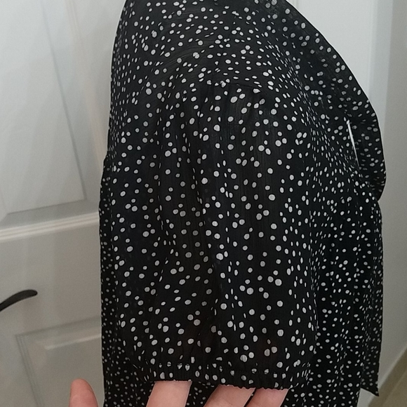 Top - Picture 5 of 11